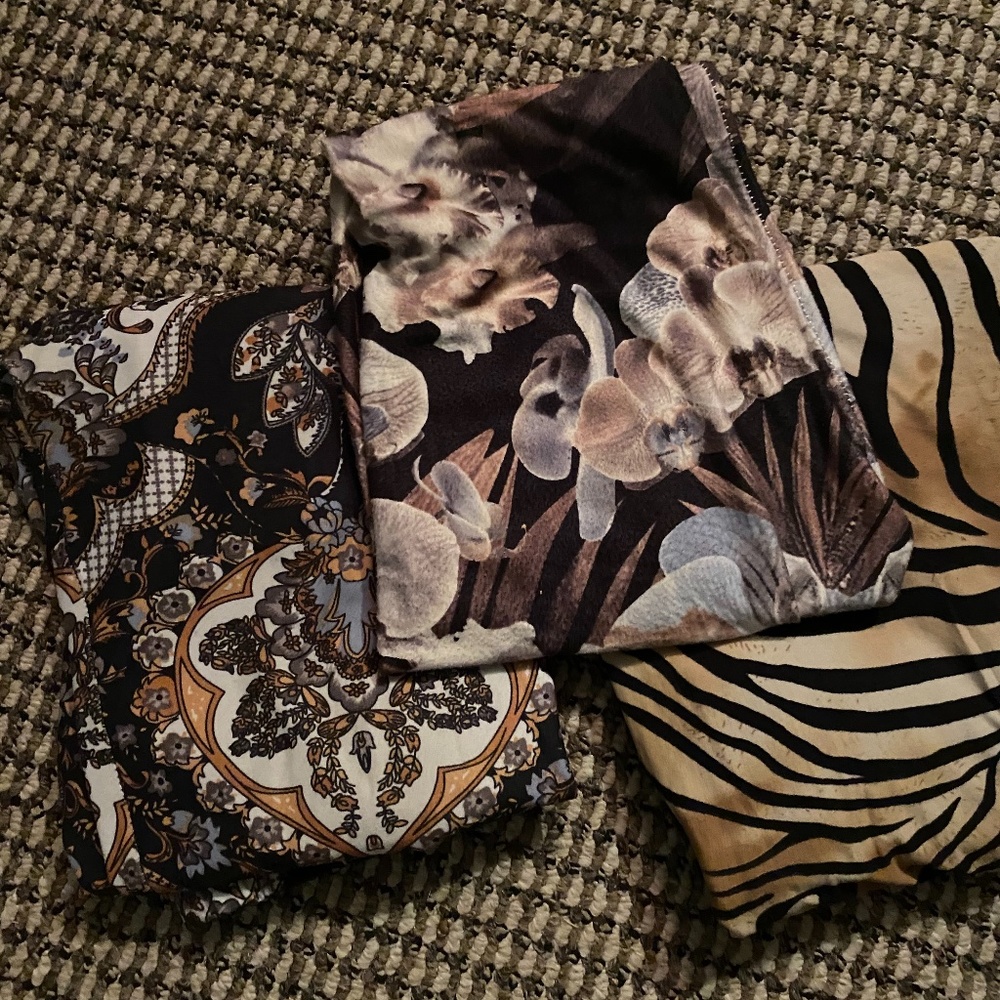 VARIOUS LEGGINGS
